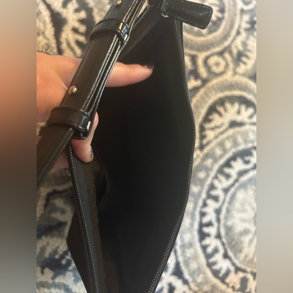 Guy LaRoche Paris Bag - Picture 7 of 10